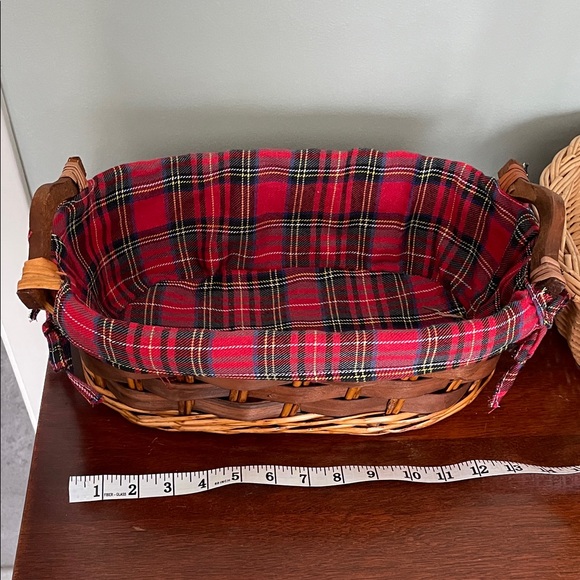 Wicker Basket with Red Plaid Lining & Round Handle Basket,set of 2 - Picture 3 of 5